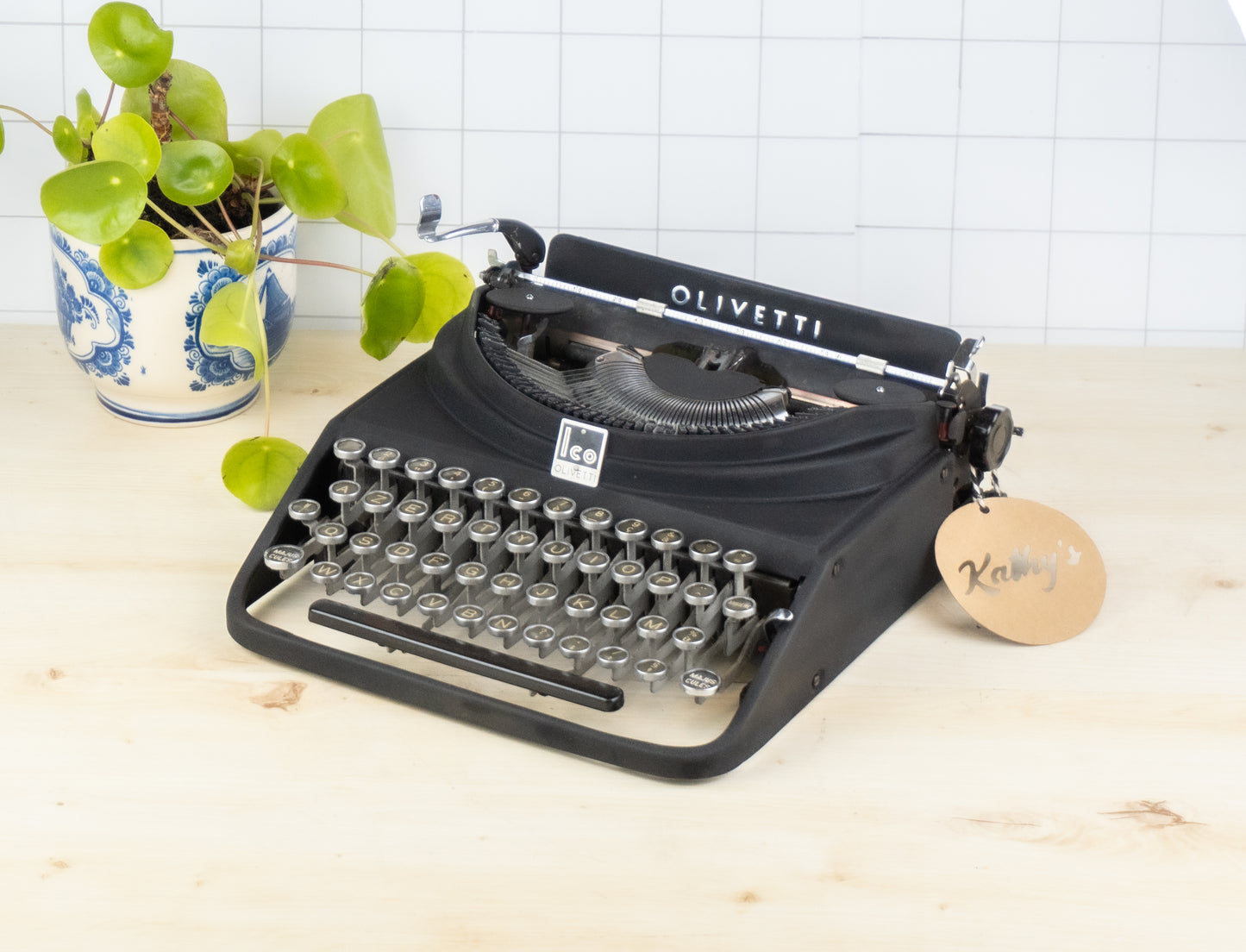 WORKING Olivetti MP1 Invicta typewriter