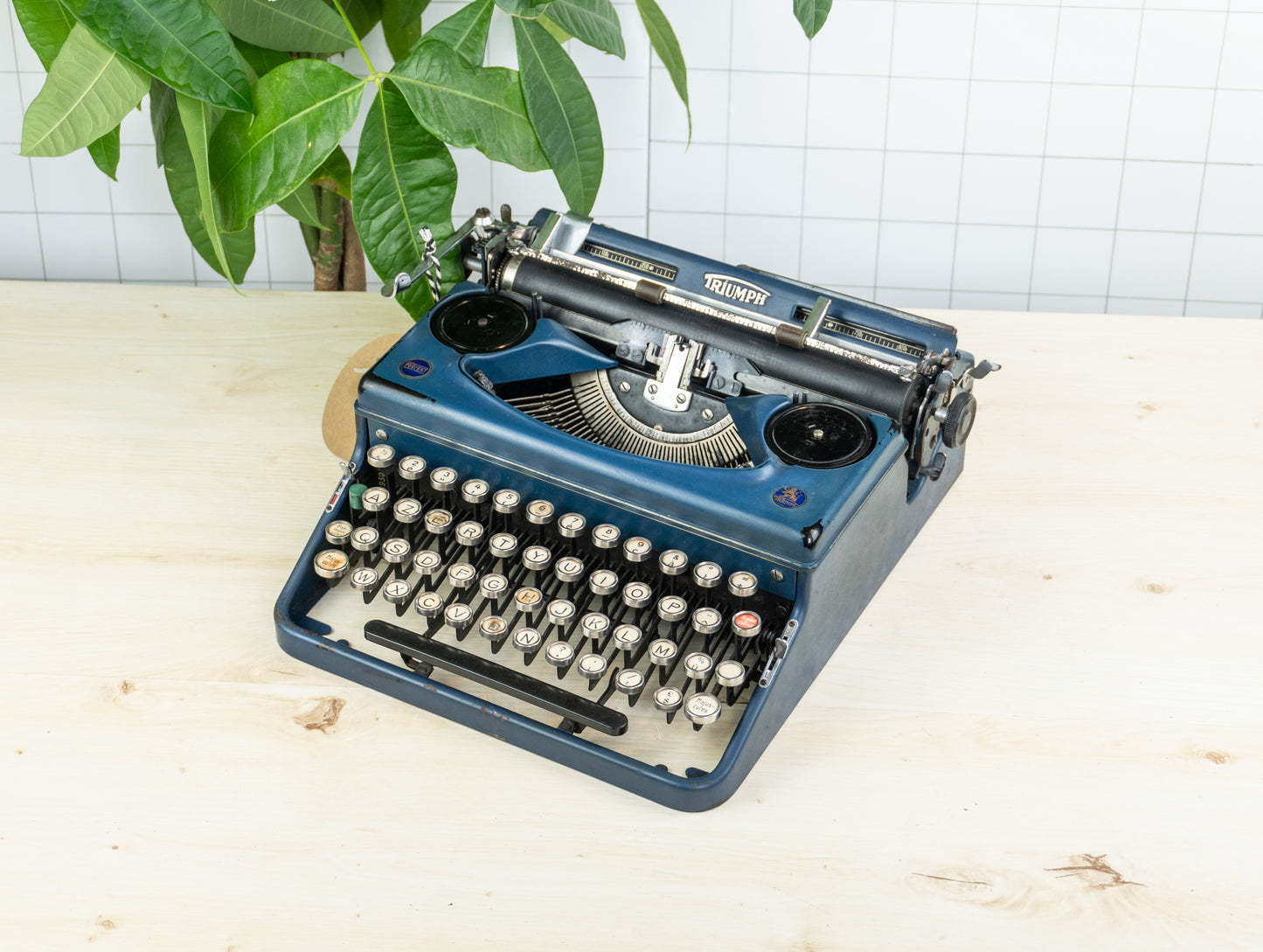 Blue Triumph Perfekt typewriter